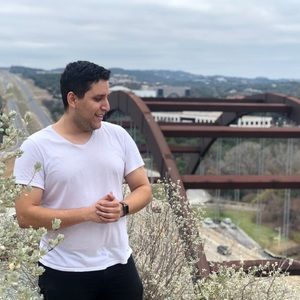 Meet your Posher, Diego